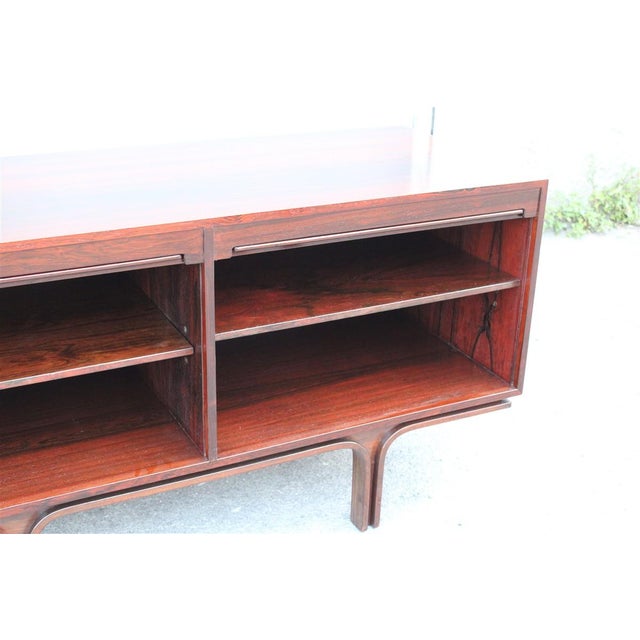 Low Rosewood Sideboard by Gianfranco Frattini for Bernini, 1960s For Sale - Image 12 of 17
