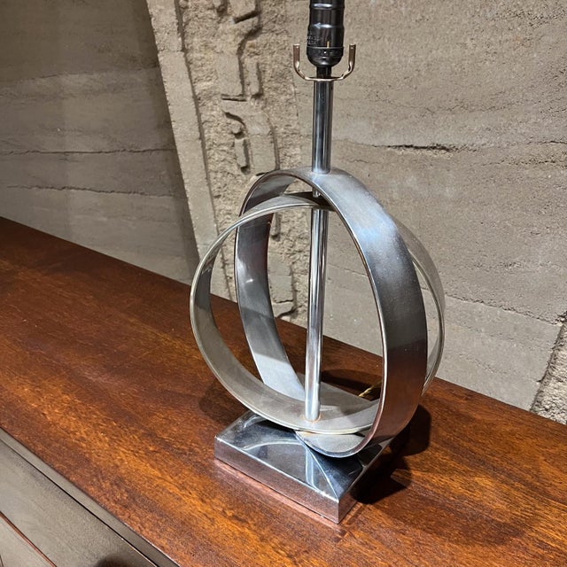 1970s Concentric Chrome Ring Table Lamp Mexico City For Sale - Image 4 of 10