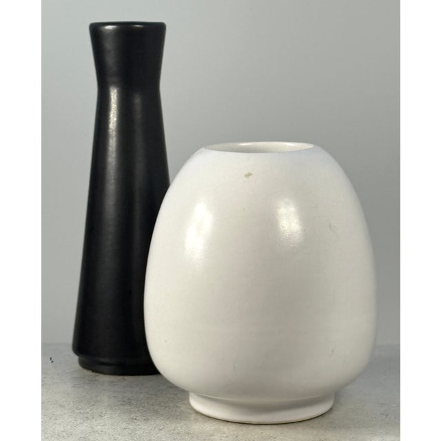 Vintage Ceramic Vases in Black and White by Jan Bontjes Van Beek for Dr. Ing. Alfred Ungewiss, Germany, 1960s, Set of 2 For Sale - Image 9 of 9
