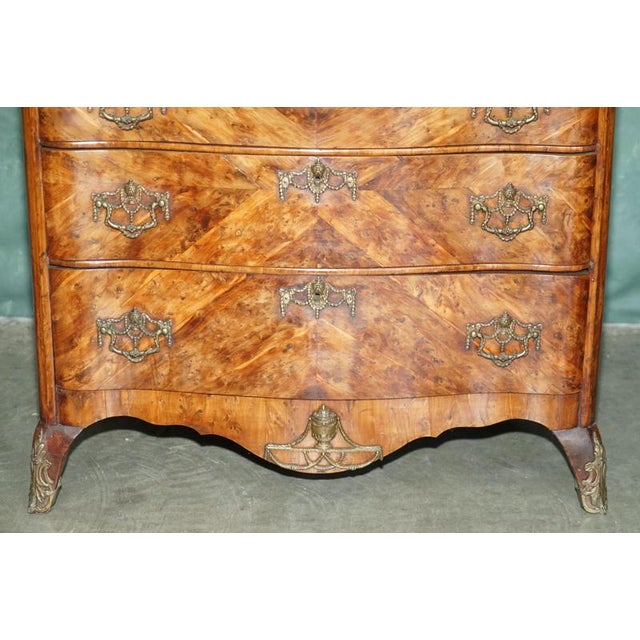 Antique George III Ormolu Mounted Burr Yew Serpentine Commode, 1775 For Sale - Image 14 of 18