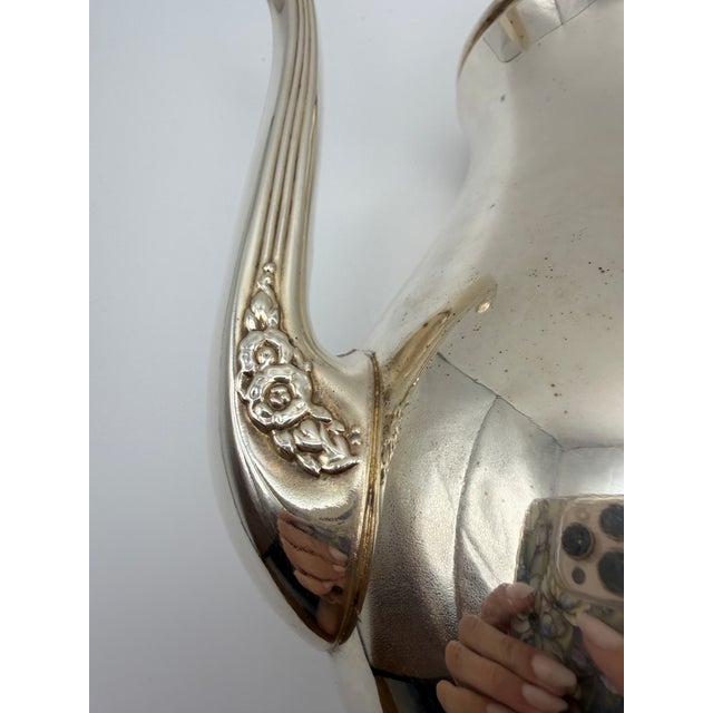 Silver Oneida Du Maurier Silver Plate Coffee Pot & Teapot Set / Pitchers Ornate Vintage For Sale - Image 8 of 18
