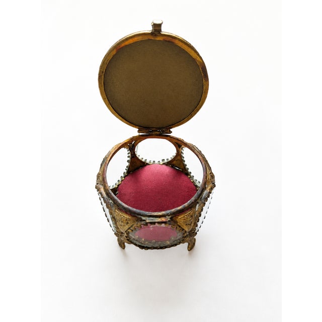 Antique Belle Époque French Brass and Bevelled Glass Jewelry Box, 1890s For Sale - Image 4 of 8