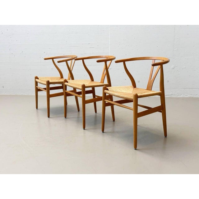 1990s Vintage CH24 Wishbone Chairs by Hans J. Wegner for Carl Hansen & Søn, Denmark, 1990s, Set of 6 For Sale - Image 5 of 18