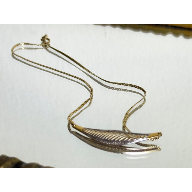 Vintage 1980s Italian Gold Two-Tone Herringbone Collar Necklace For Sale - Image 4 of 17