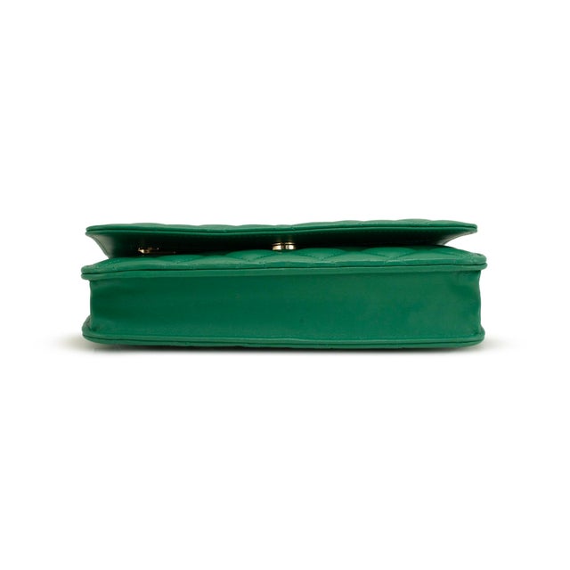 Chanel Classic Quilted Green Lambskin Wallet on Chain With Gold Hardware Bag For Sale - Image 9 of 16