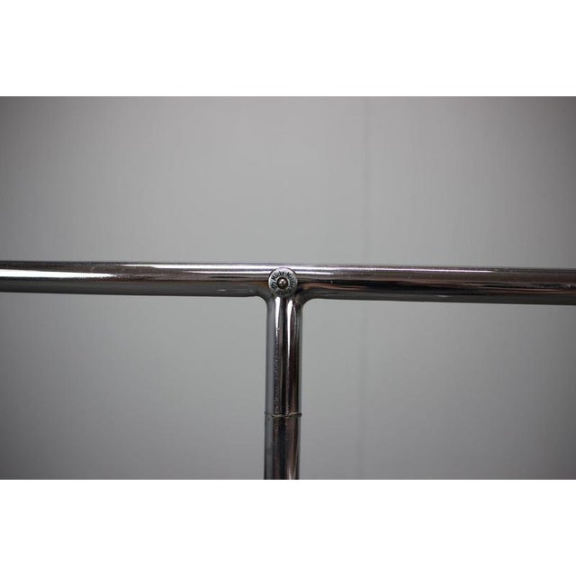 Metal Valet Stand by Arnošt Beek for Mucke Melder, Germany, 1930 For Sale - Image 7 of 11