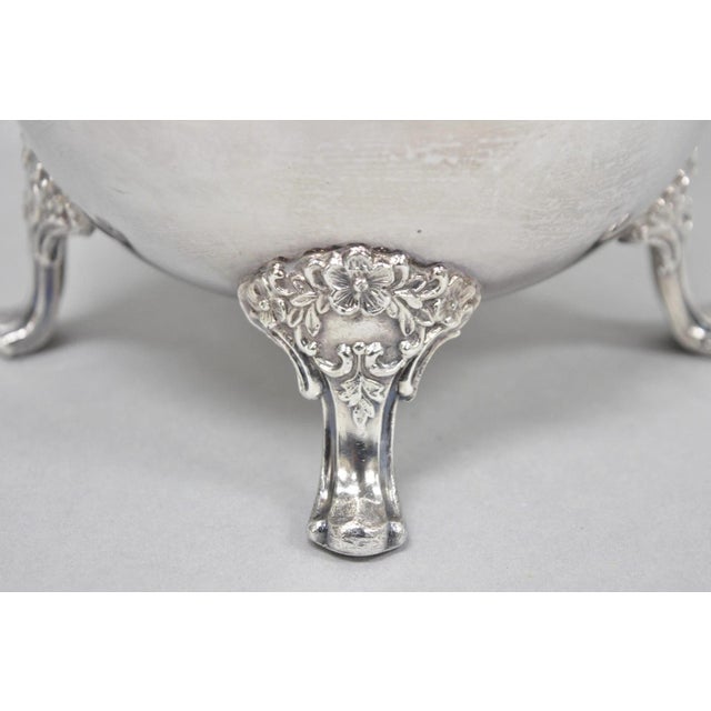 Victorian Vintage Kent Silversmiths Silver Plated Bulbous Victorian Footed Water Pitcher For Sale - Image 3 of 12