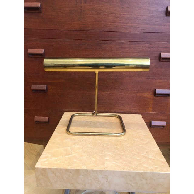 Mid-Century Modern Brass Articulating Koch & Lowy Table Lamp — Mid-Century Modern Icon For Sale - Image 3 of 3