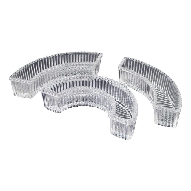 Curved Trays in Crystal Glass from Baccarat, France, 1930s, Set of 3 For Sale