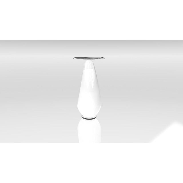 Eje-Design celebrates nature and organic form. This abstract creation from the house of Eje-Design, as pure as it is...