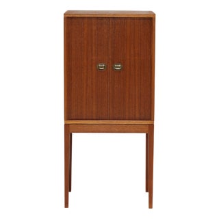 Danish Teak Bar Cabinet by Henning Korch for Silkeborg Møbelfabrik, 1960s For Sale