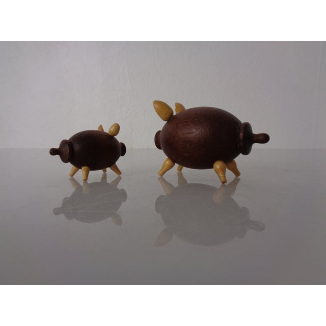 Vintage Pig-Shaped Teak Salt and Pepper Shakers, Denmark, 1960s, Set of 2 For Sale - Image 6 of 10