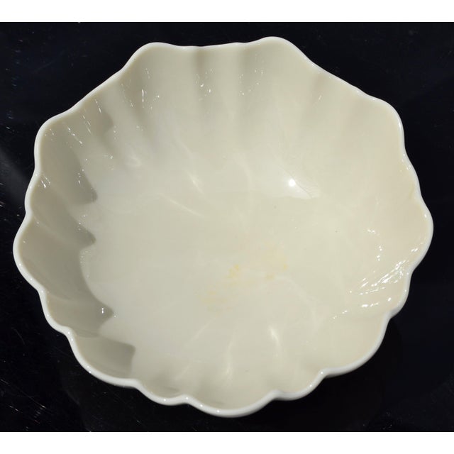 1980s Lenox Symphony Bowl Special Edition Scalloped Footed Fine Bone Ceramic For Sale - Image 9 of 15