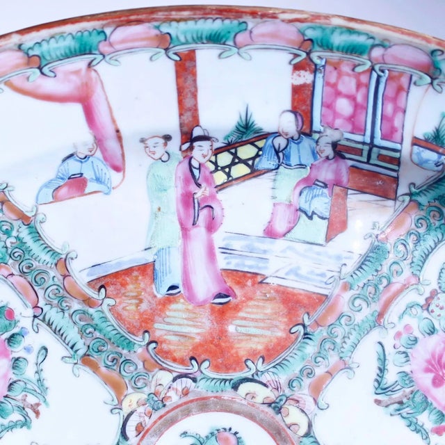 19th Century Rose Medallion Oval Porcelain Platter For Sale - Image 6 of 9