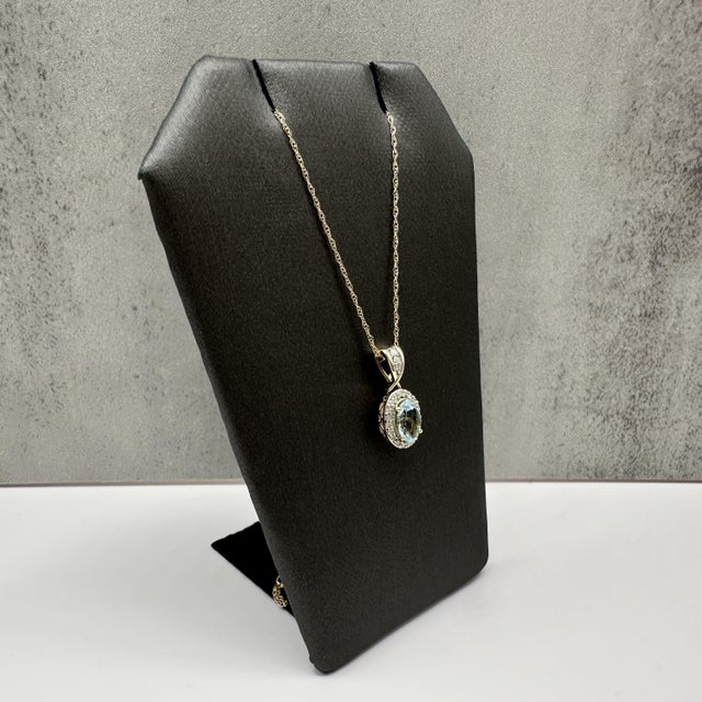Contemporary Aquamarine Diamond Pendant Necklace 10kt Yellow Gold 0.15ctw 18in New For Sale - Image 3 of 5