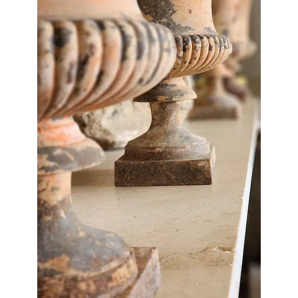 Peach Pair of 19th Century Italian Rendez-Vous Sunset Urns For Sale - Image 8 of 18