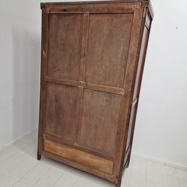 Viennese Art Nouveau Walnut Wardrobe with Floral Marquetry from Jacob & Josef Kohn, 1890s For Sale - Image 11 of 18