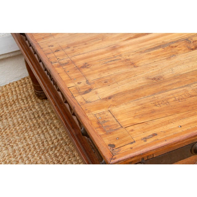 19th Century Grand Takhat Large Indian Teak Coffee Table For Sale - Image 5 of 11