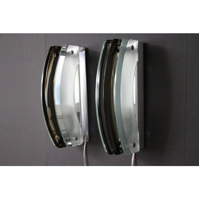 Mid-Century Modern Sconces in Smoked and Light Green Glass in the style of Max Ingrand, 1960s, Set of 2 For Sale - Image 3 of 15