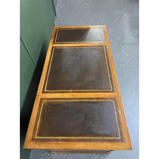 Vintage 1960’s Drexel Triune Tooled Leather Top Desk For Sale In Baton Rouge - Image 6 of 10