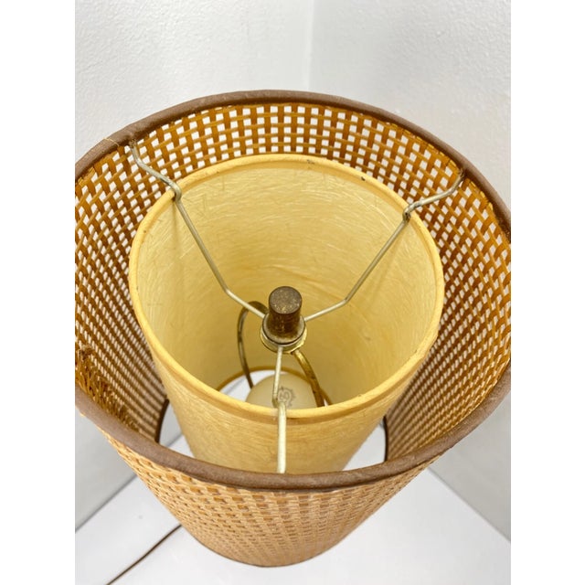 Vintage MCM Gruvwood Eames Era Woven Fiberglass Double Shade Table Lamp For Sale - Image 10 of 11