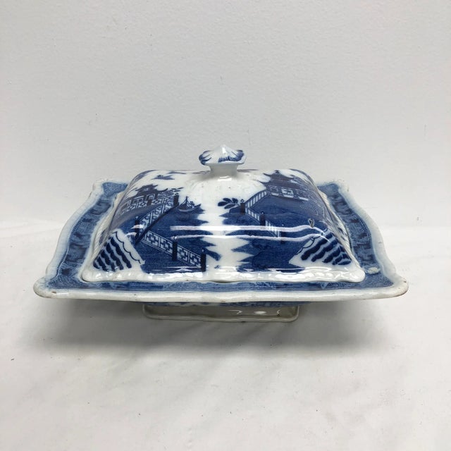 19th Century English Blue & White Covered Vegetable Dish For Sale - Image 10 of 10