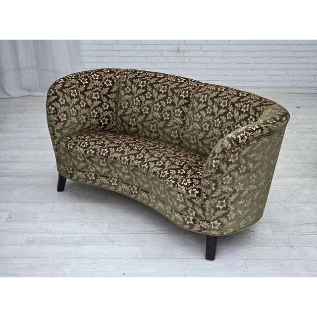 Danish Curved 2-Seater Sofa in Green Velour and Beechwood, 1960s For Sale - Image 14 of 18