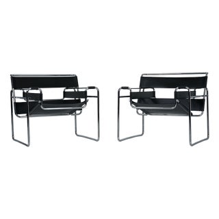 Vintage Wassily B3 Chairs by Marcel Breuer for Gavina, 1960s, Set of 2 For Sale