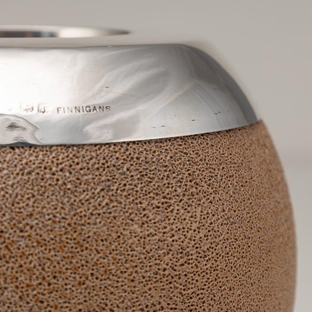 1910s 20th Century English Silver-Mounted Ceramic Match Striker from Royal Doulton, 1910s For Sale - Image 5 of 12