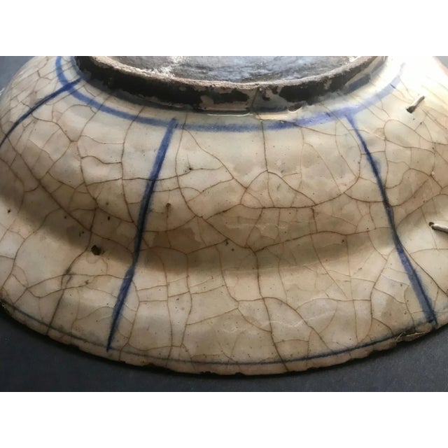 16th Century Persian Islamic Safavid Blue and White Dish For Sale - Image 9 of 13