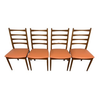 Mid 20th Century Set of Four Ladder Back Dining Chairs by Greaves & Thomas Furniture For Sale