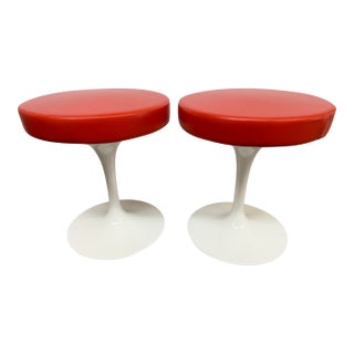 Eero Saarinen for Knoll Studio Tulip Swivel Stools, Pair For Sale