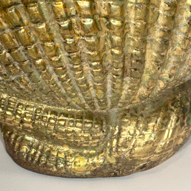 1980s Palm Beach Regency Bespoke Multilayered Gilt Ceramic Shell Vase For Sale - Image 11 of 12