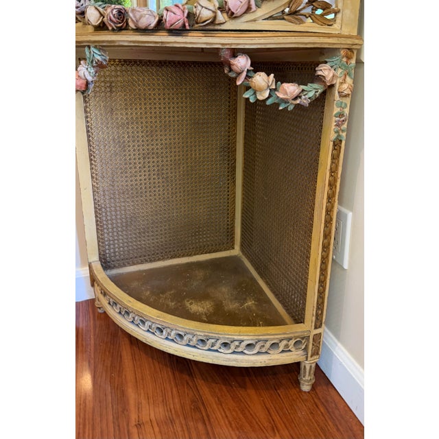 Vintage Hollywood Regency Corner Etagere For Sale - Image 14 of 17