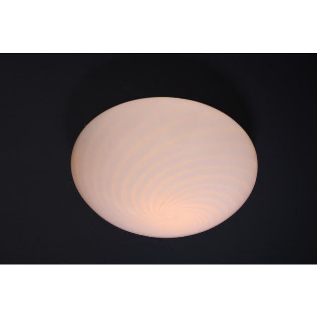 Large Murano Swirl Glass Ceiling Light attributed to Vm-Vetri, Italy, 1970s For Sale - Image 9 of 17