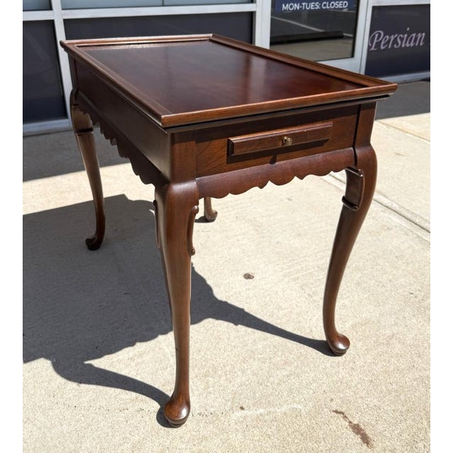 American Late 20th Century Ethan Allen Solid Cherry Queen Anne Tea Table For Sale - Image 3 of 12