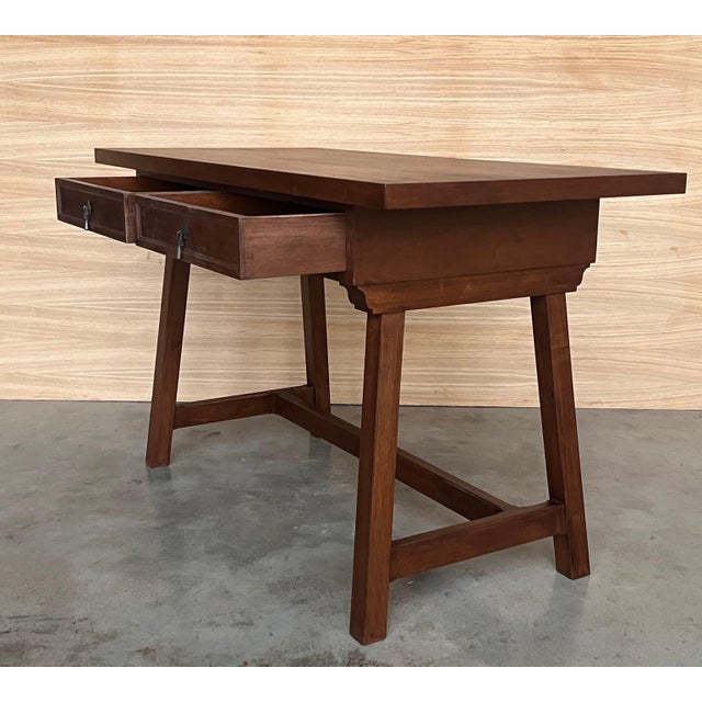 Early 20th Spanisht Walnut Country Farm Desk with Two Drawers For Sale In Miami - Image 6 of 18