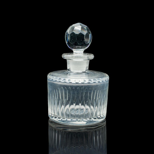 Mid 19th Century Antique Perfume Bottle, English, Glass Scent Dispenser, Early Victorian, c.1850 For Sale - Image 5 of 10