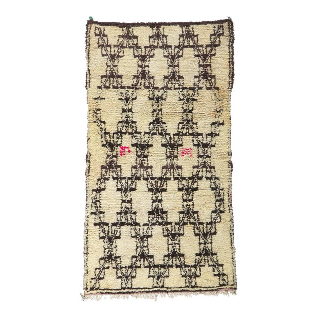 Vintage Berber Moroccan Rug - 03'11 X 07'04 For Sale