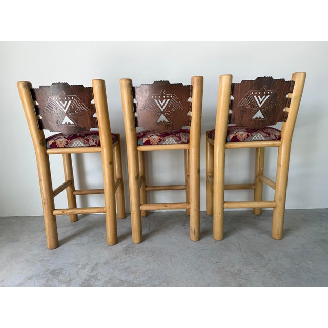 1980s Vintage Rustic Southwestern Log Bar Stools With Metal Eagle Backrests – Set of 3 For Sale - Image 5 of 12