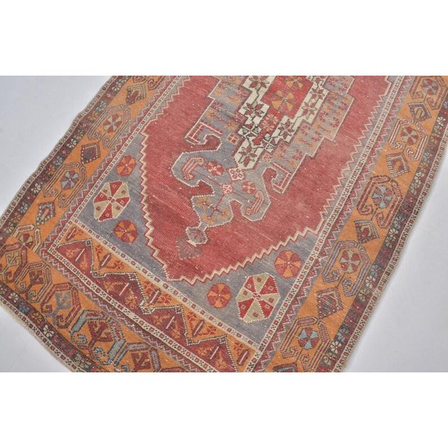 1950s Turkish Handknotted Wool Carpet For Sale In Phoenix - Image 6 of 10