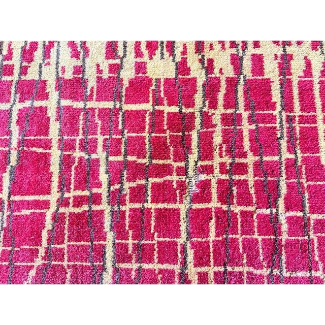 Mid-Century Abstract Organic Rug in Bouclé, Czechoslovakia, 1960s For Sale - Image 6 of 8