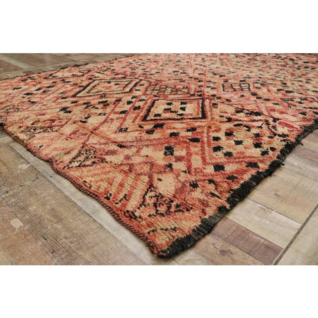 Vintage Berber Moroccan Boujad Rug - 06'08 X 10'05 For Sale In Dallas - Image 6 of 9