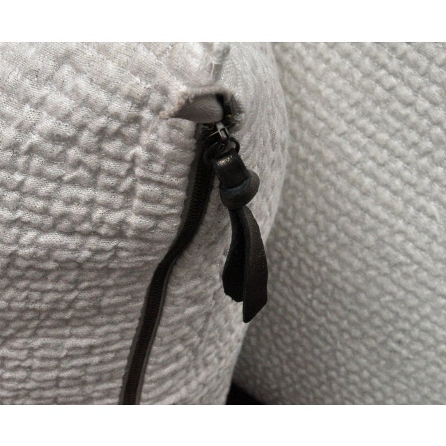 2020s Contemporary Maison De Vacances Parisian Designer Linen Pillows - a Pair For Sale - Image 5 of 9