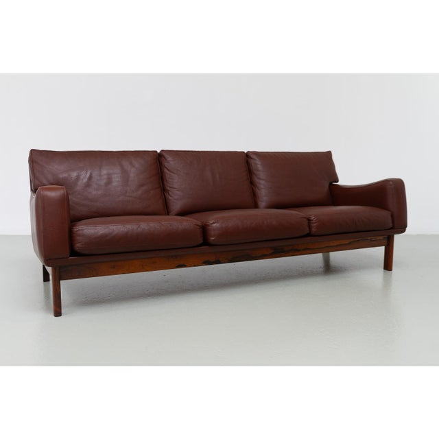 1960s Danish Modern Leather and Rosewood Sofa from Eran, 1960s For Sale - Image 5 of 18