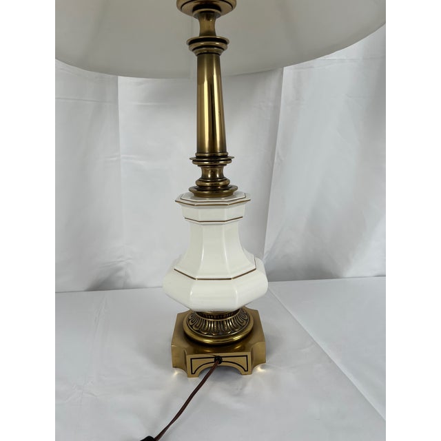 Mid-Century Modern Vintage Tall Stiffel Brass & White Porcelain Lamp For Sale - Image 3 of 11