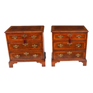 Vintage Bedside Tables in Burr Walnut, Set of 2 For Sale