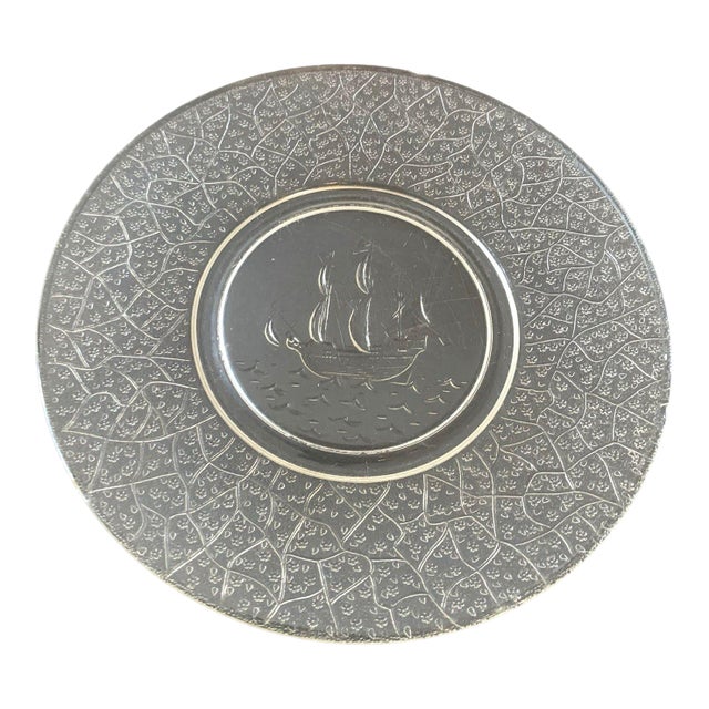 l.e. Smith Glass Co. VTG Pressed Glass Plate Santa Maria Pattern 1920s-1930s For Sale