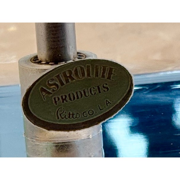 1970s Mid Century Modern Herb Ritts Astrolite Lucite Lamps - a Pair For Sale In Los Angeles - Image 6 of 8