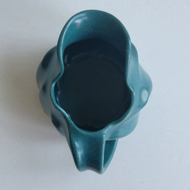 Late 20th Century Cheri Harring Signature Swirl Blue Ceramic Creamer Signed by Artist For Sale - Image 4 of 7